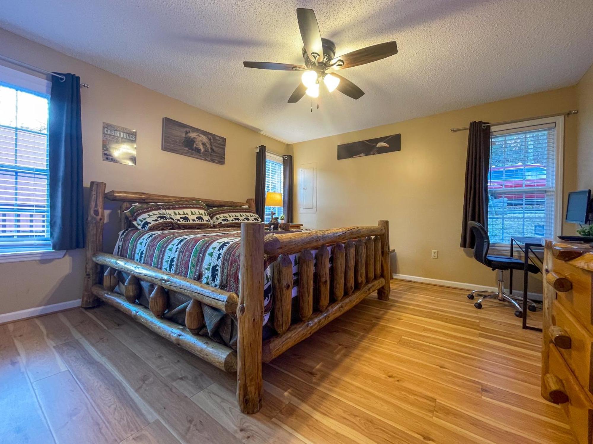 Heavenly View - Bear Themed Cabin, Hottub, Dog-Friendly, Near Гатлинбург Экстерьер фото